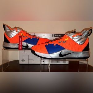 NIKE PG 3 NASA BRAND NEW GRADE SCHOOL SIZE 7Y
